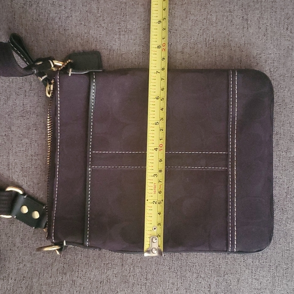 COACH  - BLACK CROSSBODY BAG - Picture 10 of 12